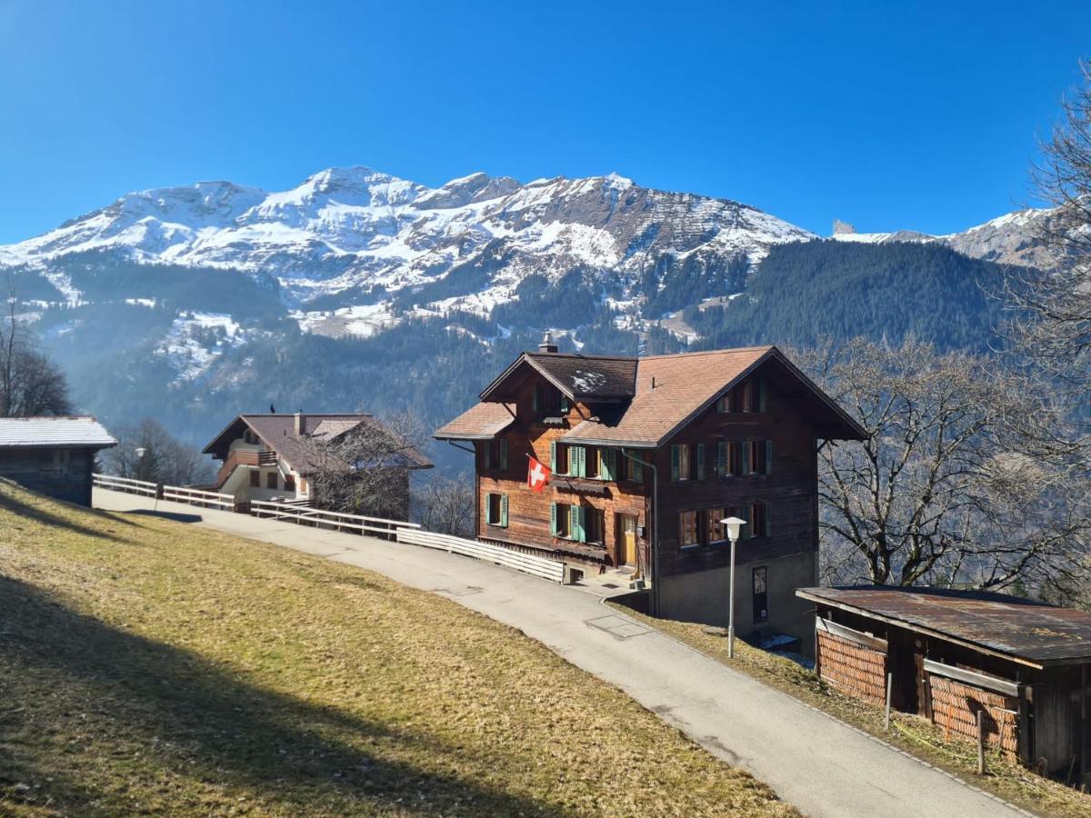 Apartamento Traditional Chalet In Wengen - Top Floor Exterior foto